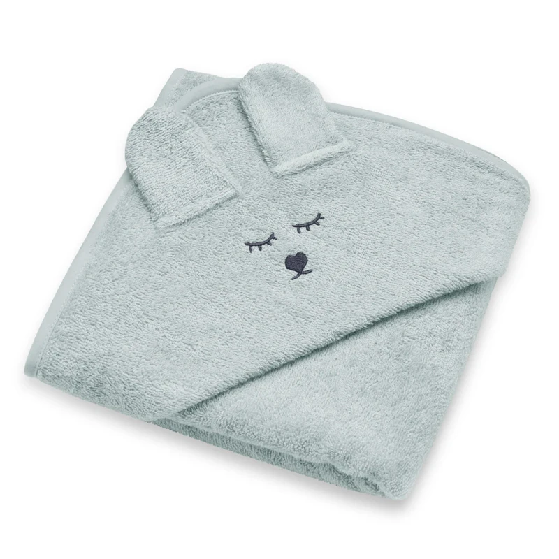 RECZNIK_BAMBUSOWY_Z_USZAMI_100X100_SZALWIOWY_-_BAMBOO_TOWEL_WITH_EARS_100X100_SAGE_YOSOY.webp
